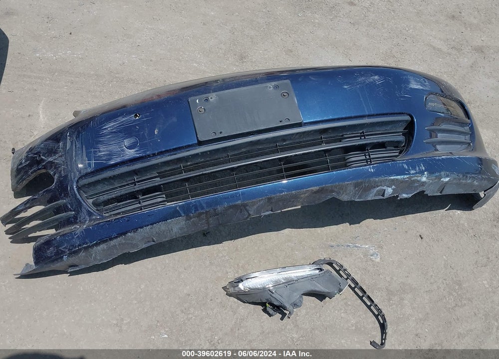 2011 PORSCHE PANAMERA 4 VIN: WP0AA2A76BL011658