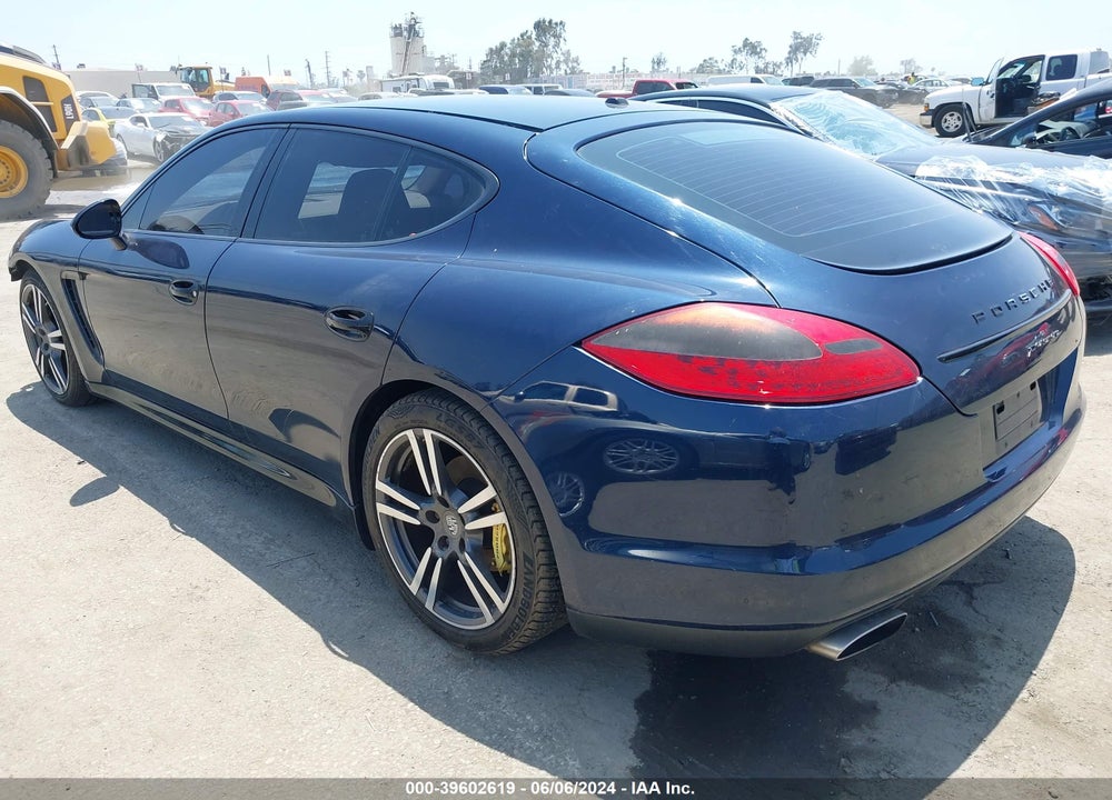 2011 PORSCHE PANAMERA 4 VIN: WP0AA2A76BL011658