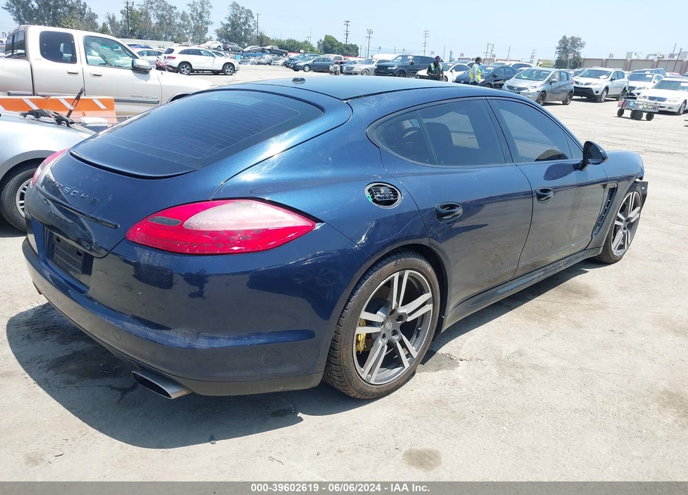 2011 PORSCHE PANAMERA 4 VIN: WP0AA2A76BL011658