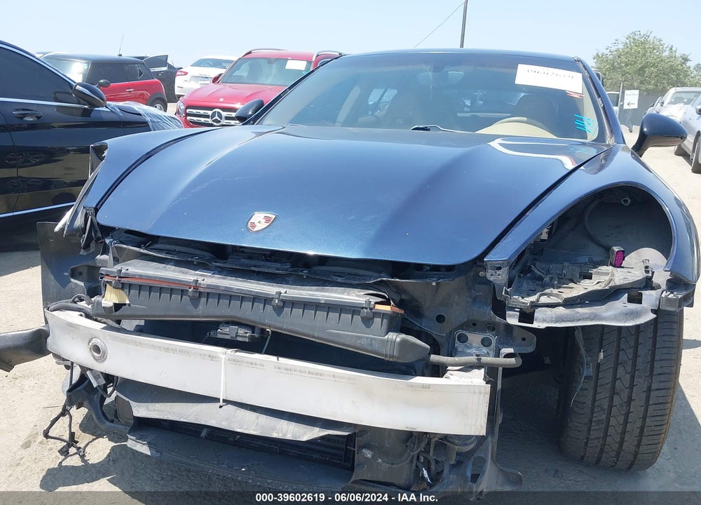 2011 PORSCHE PANAMERA 4 VIN: WP0AA2A76BL011658