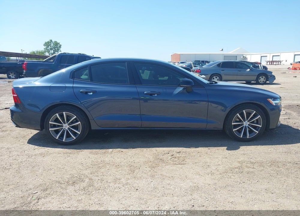 2022 VOLVO S60 B5 MOMENTUM VIN: 7JRL12FZ6NG178068