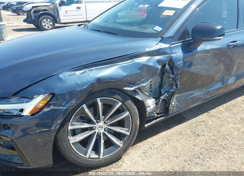 2022 VOLVO S60 B5 MOMENTUM VIN: 7JRL12FZ6NG178068