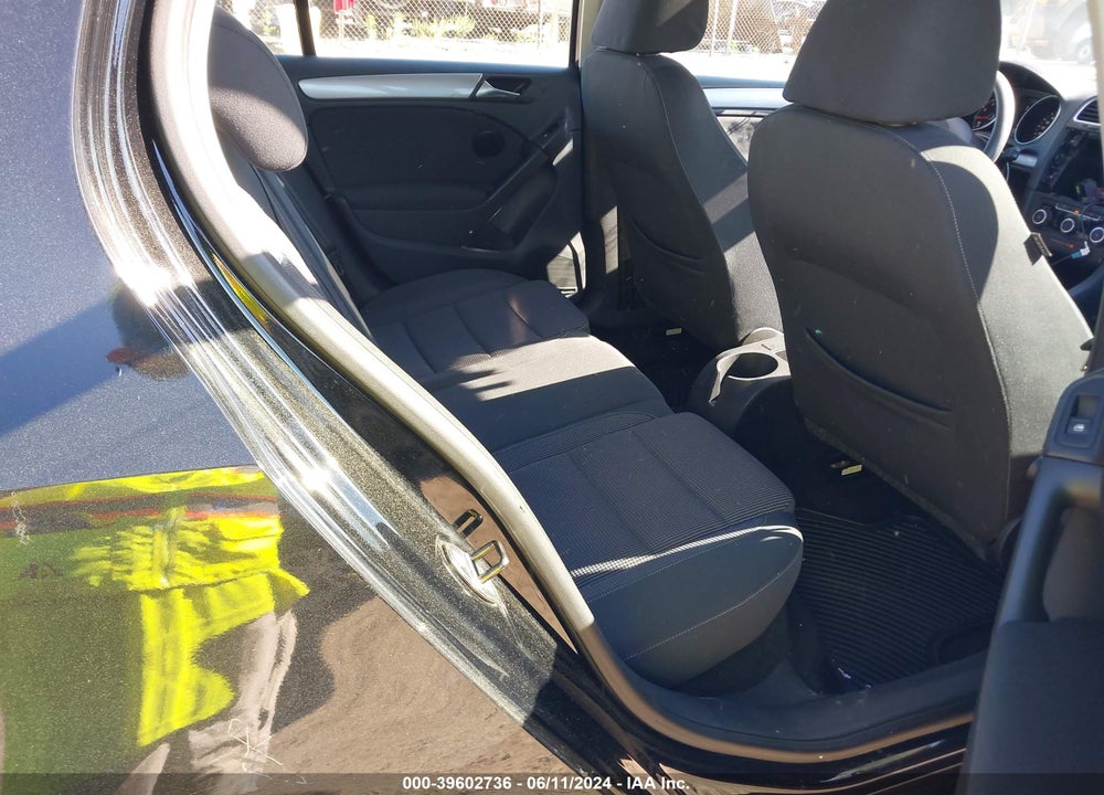 2010 VOLKSWAGEN GOLF 4-DOOR VIN: WVWDB7AJ2AW415721