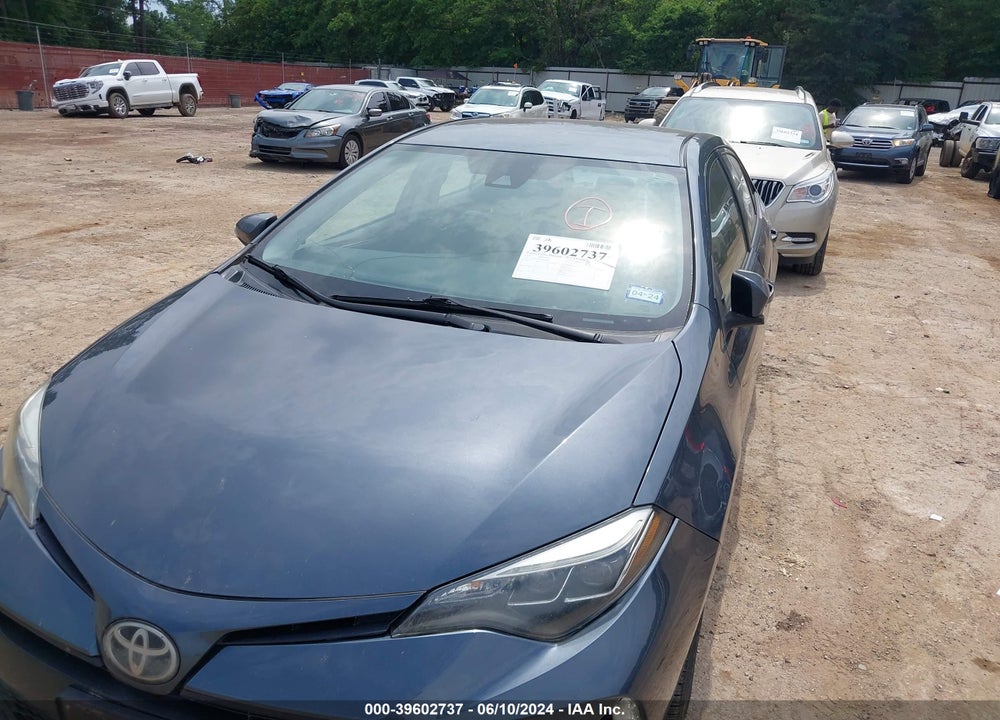 2018 TOYOTA COROLLA SE VIN: 2T1BURHE5JC044066