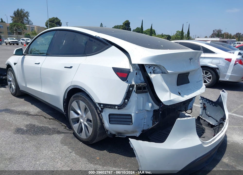 2021 TESLA MODEL Y LONG RANGE DUAL MOTOR ALL-WHEEL DRIVE VIN: 5YJYGDEE1MF306156