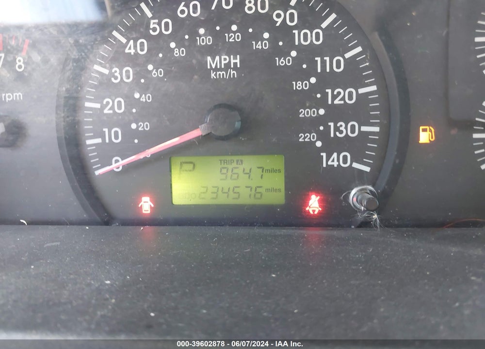 2005 KIA SPECTRA5 VIN: KNAFE161455074613
