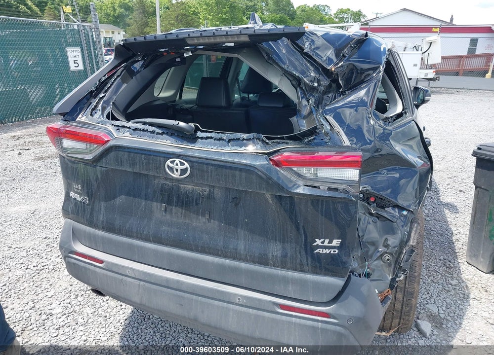 2024 TOYOTA RAV4 VIN: 2T3A1RFV1RC399438