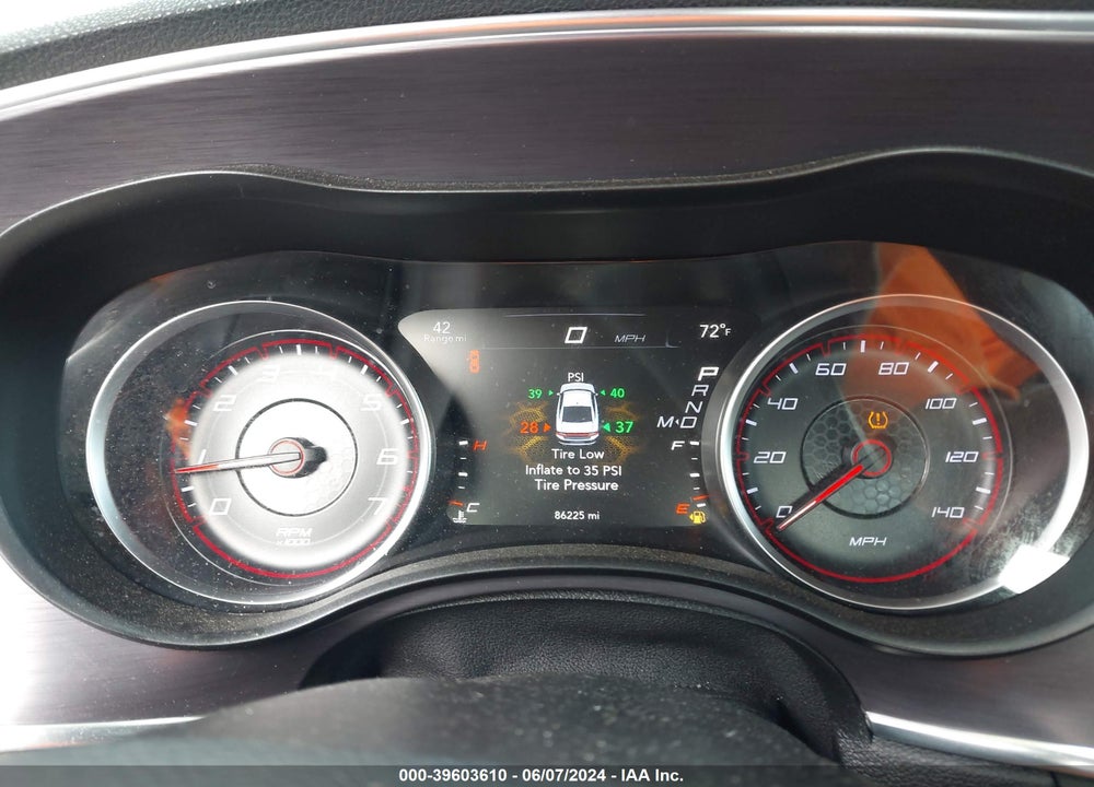 2015 DODGE CHARGER SE VIN: 2C3CDXBG6FH881042