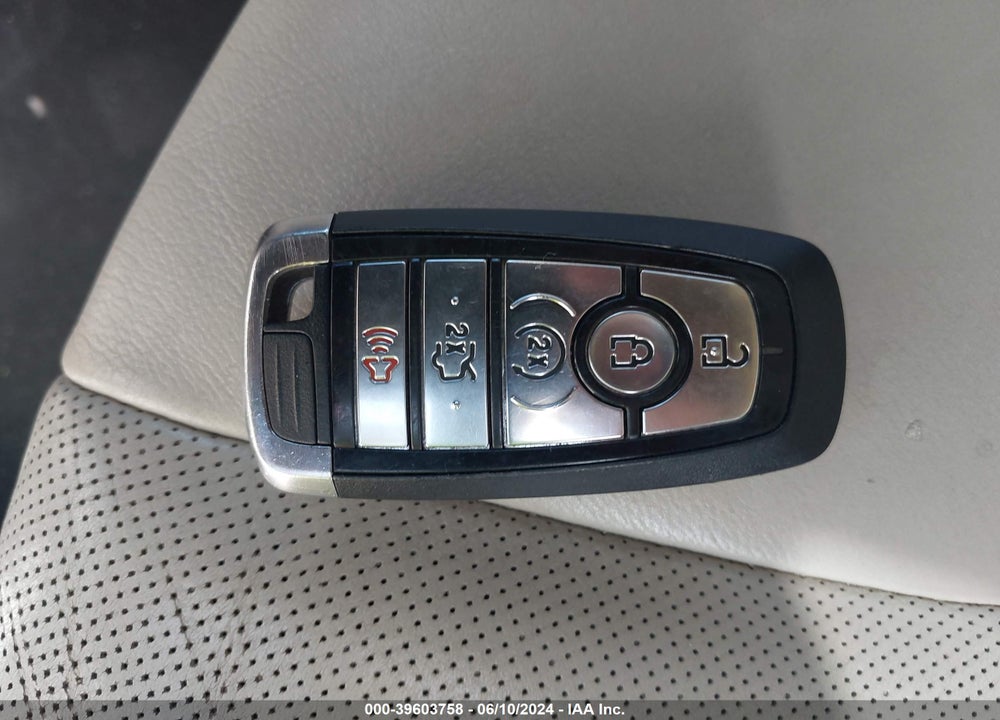 2018 FORD EDGE TITANIUM VIN: 2FMPK3K82JBB38745