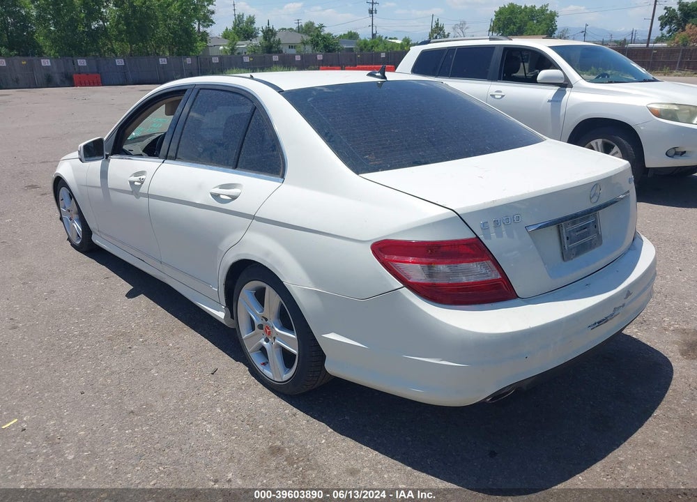 2010 MERCEDES-BENZ C 300 VIN: WDDGF8BB5AF453898