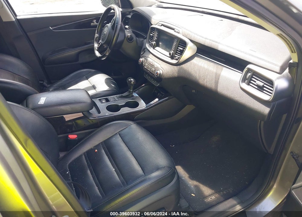 2018 KIA SORENTO 3.3L EX VIN: 5XYPH4A56JG385374