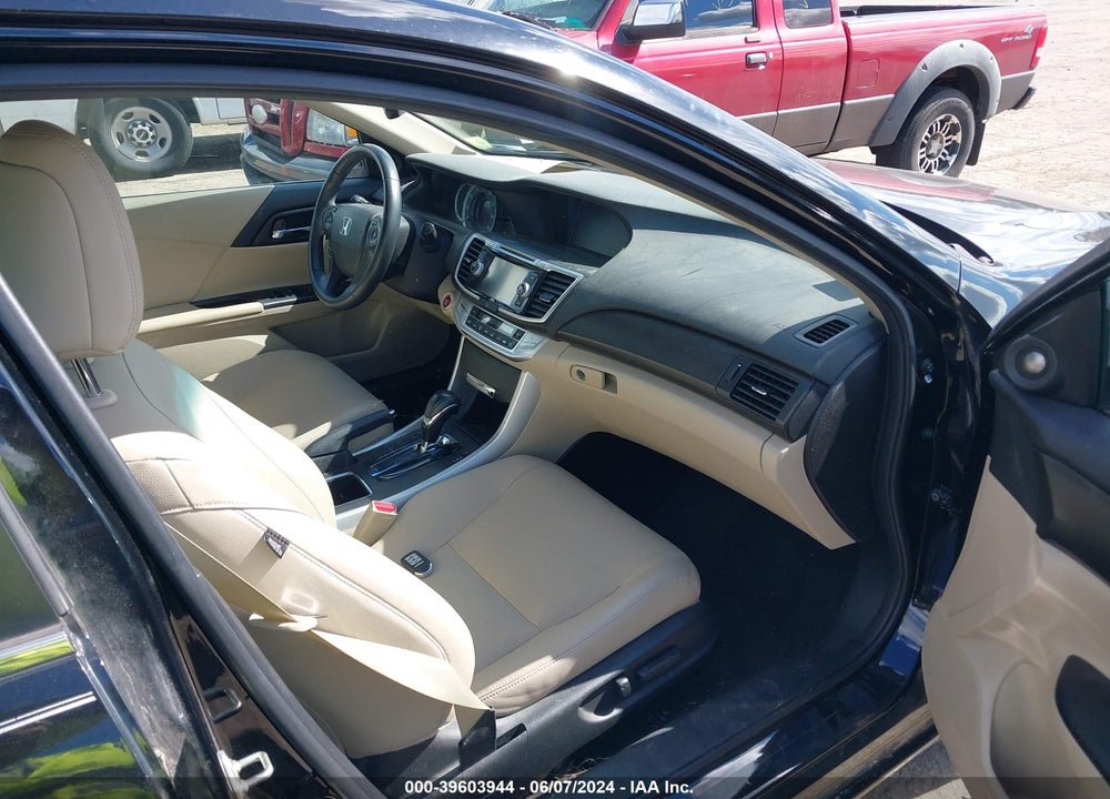 2015 HONDA ACCORD EX-L VIN: 1HGCR2F82FA076299