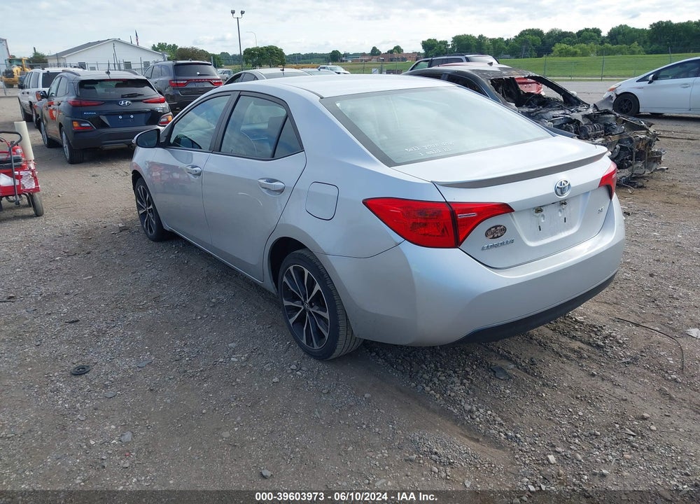 2017 TOYOTA COROLLA SE VIN: 5YFBURHE8HP688185