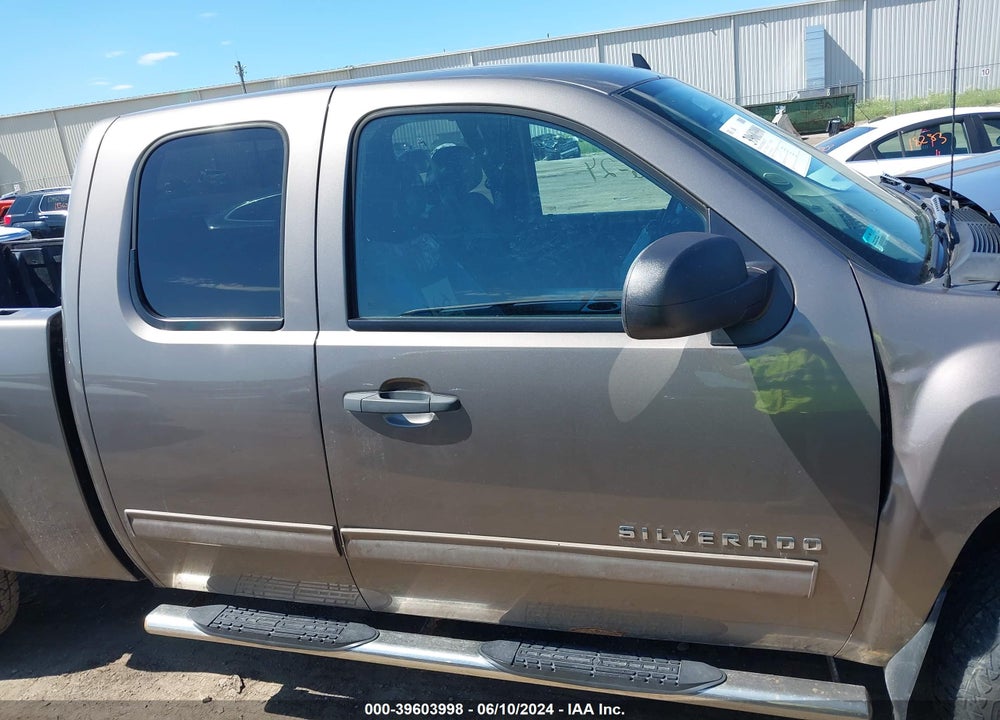 2012 CHEVROLET SILVERADO 1500 LT VIN: 1GCRKSE70CZ283213