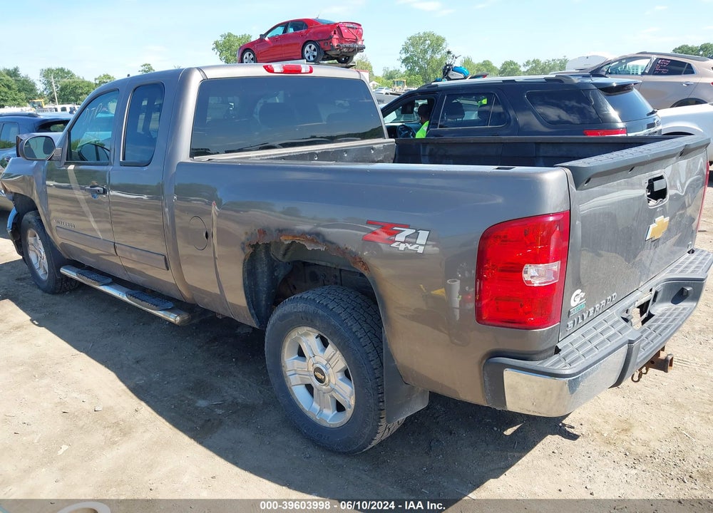 2012 CHEVROLET SILVERADO 1500 LT VIN: 1GCRKSE70CZ283213