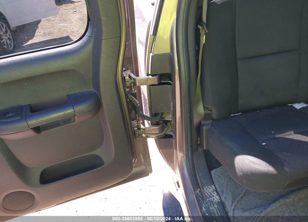 2012 CHEVROLET SILVERADO 1500 LT VIN: 1GCRKSE70CZ283213