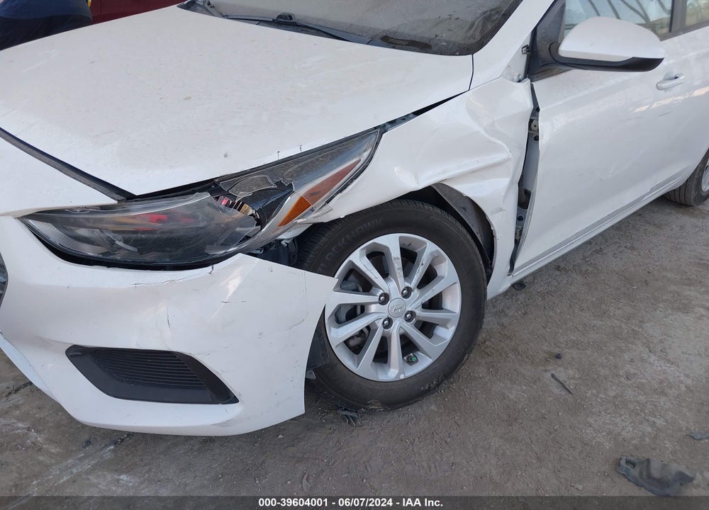 2018 HYUNDAI ACCENT SEL VIN: 3KPC24A3XJE012401