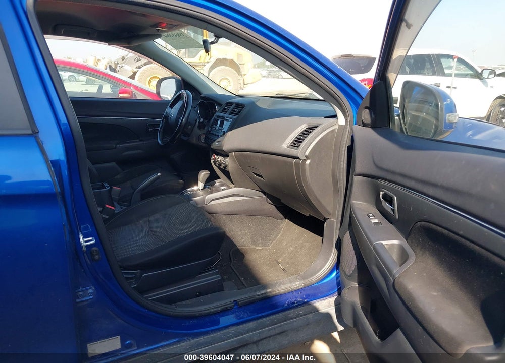 2016 MITSUBISHI OUTLANDER SPORT 2.0 ES VIN: JA4AP3AU0GZ033602