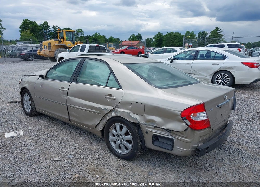 2003 TOYOTA CAMRY XLE VIN: JTDBE30KX30160839