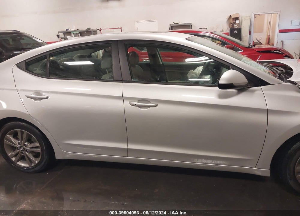 2018 HYUNDAI ELANTRA VALUE EDITION VIN: 5NPD84LF5JH402411