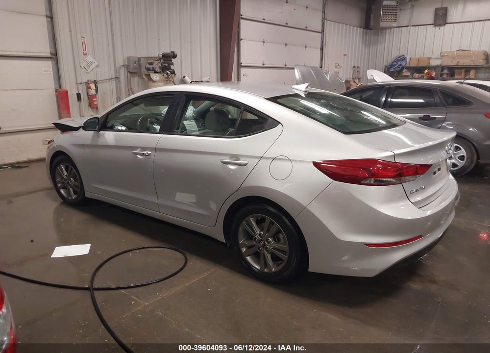 2018 HYUNDAI ELANTRA VALUE EDITION VIN: 5NPD84LF5JH402411