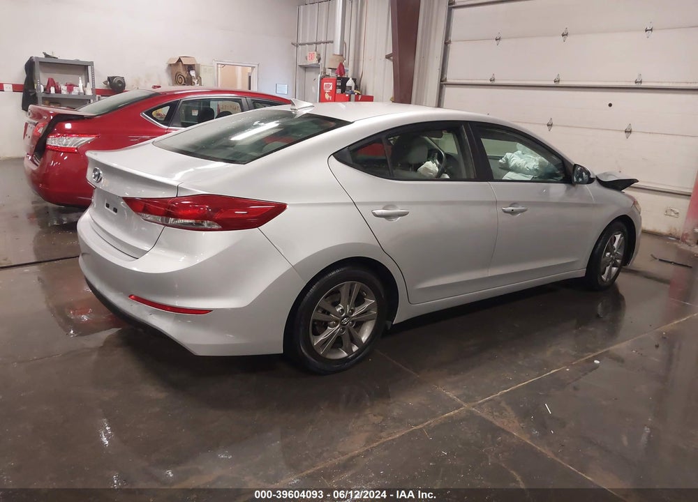 2018 HYUNDAI ELANTRA VALUE EDITION VIN: 5NPD84LF5JH402411
