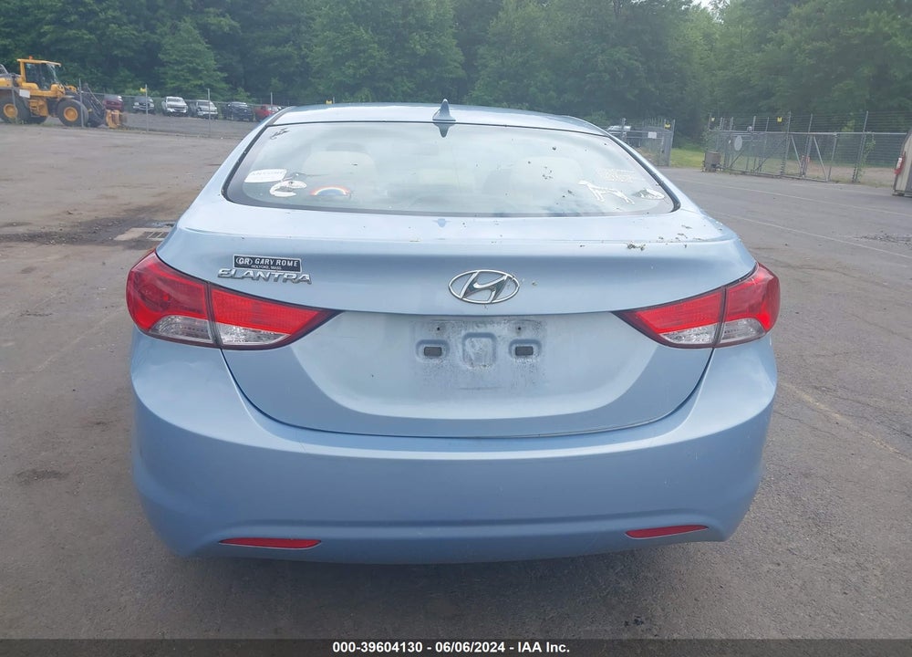 2011 HYUNDAI ELANTRA VIN: KMHDH4AE2BU120059