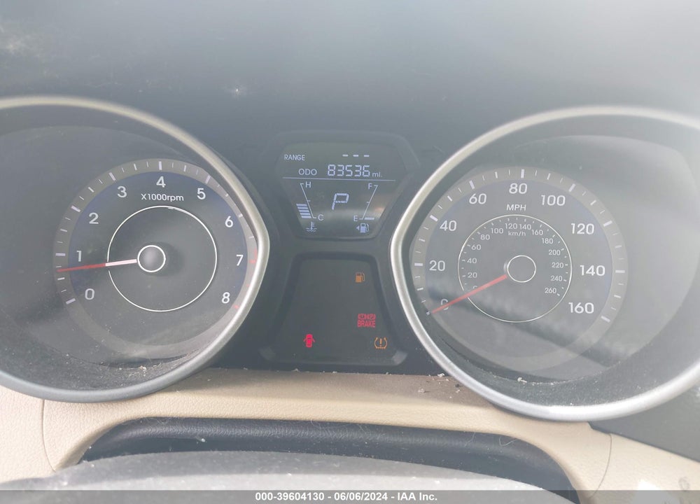 2011 HYUNDAI ELANTRA VIN: KMHDH4AE2BU120059