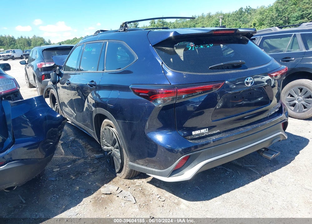2024 TOYOTA HIGHLANDER XSE VIN: 5TDKDRBH8RS545331