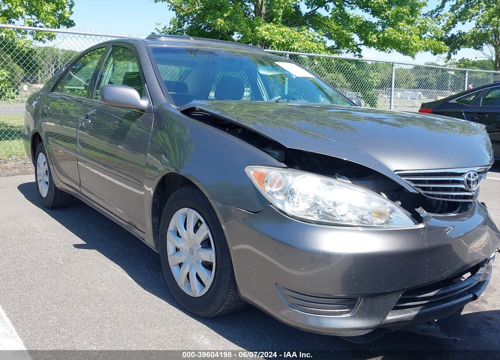 2005 TOYOTA CAMRY LE VIN: 4T1BE32K05U970856