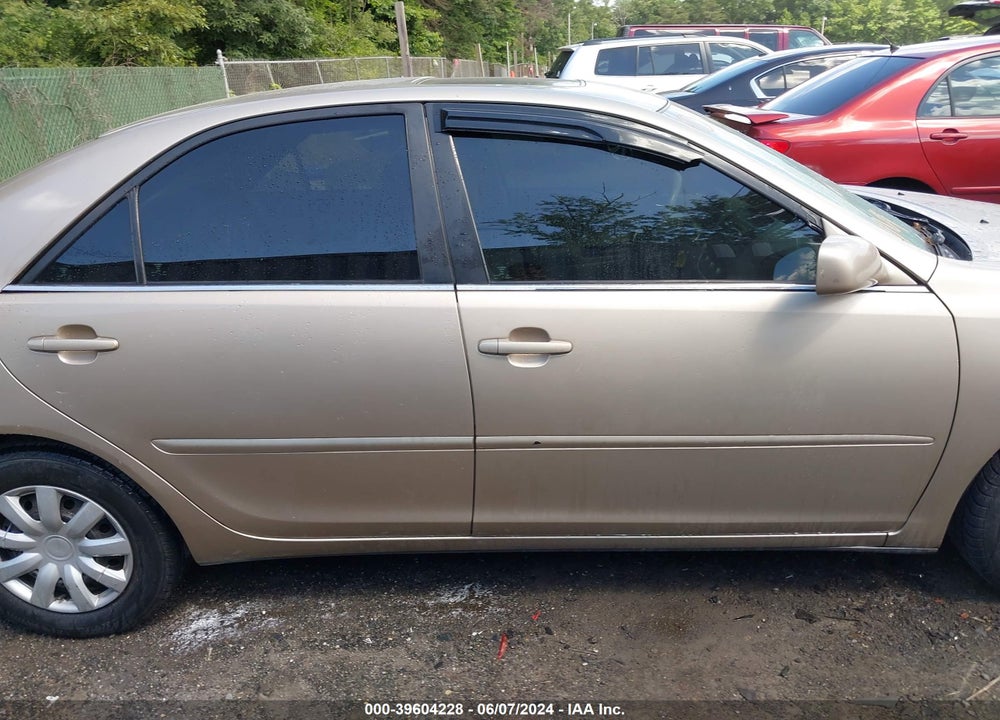 2005 TOYOTA CAMRY LE VIN: 4T1BE30KX5U983360