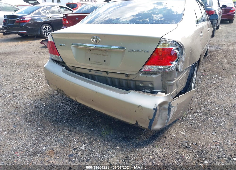 2005 TOYOTA CAMRY LE VIN: 4T1BE30KX5U983360