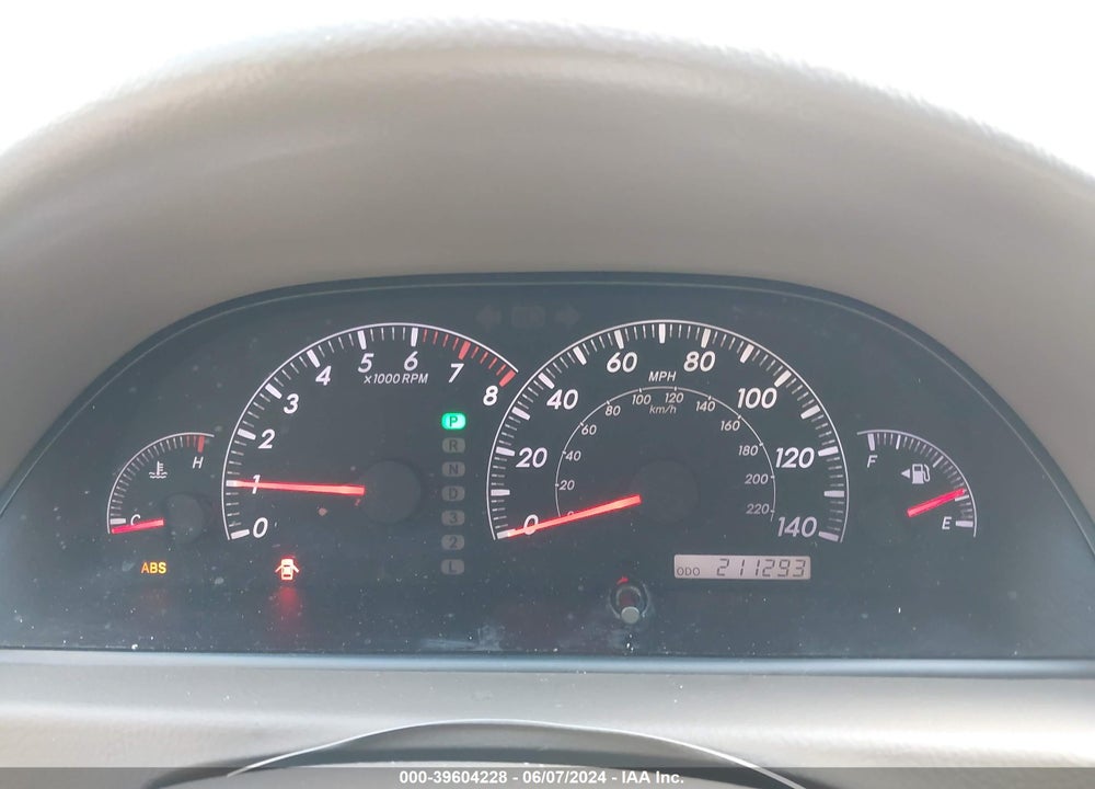 2005 TOYOTA CAMRY LE VIN: 4T1BE30KX5U983360
