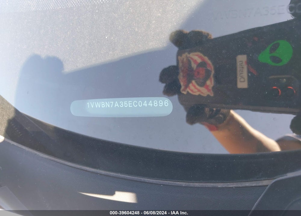 2014 VOLKSWAGEN PASSAT 2.0L TDI SE VIN: 1VWBN7A35EC044896