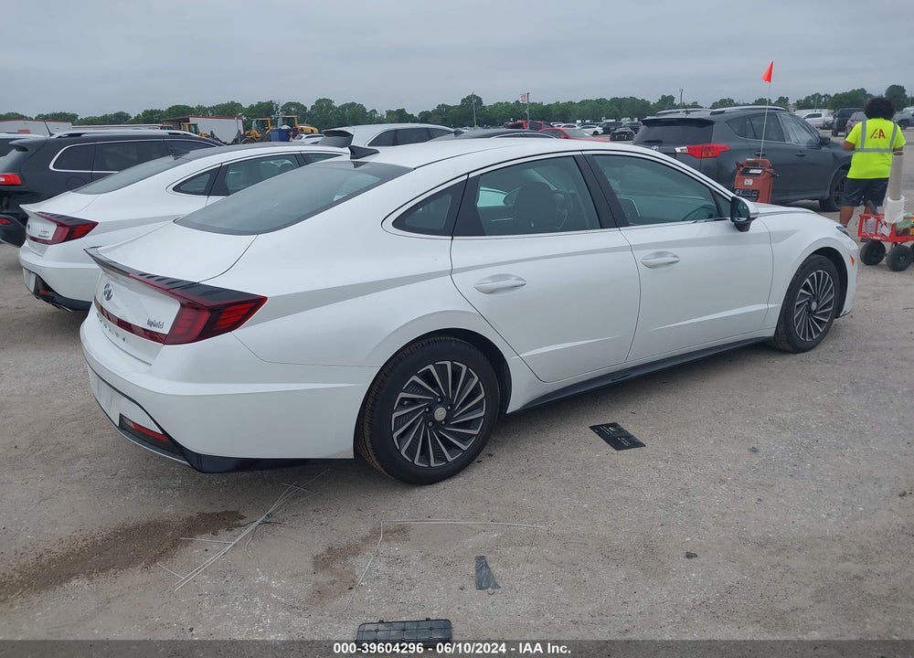 2022 HYUNDAI SONATA HYBRID SEL VIN: KMHL34JJ1NA044976