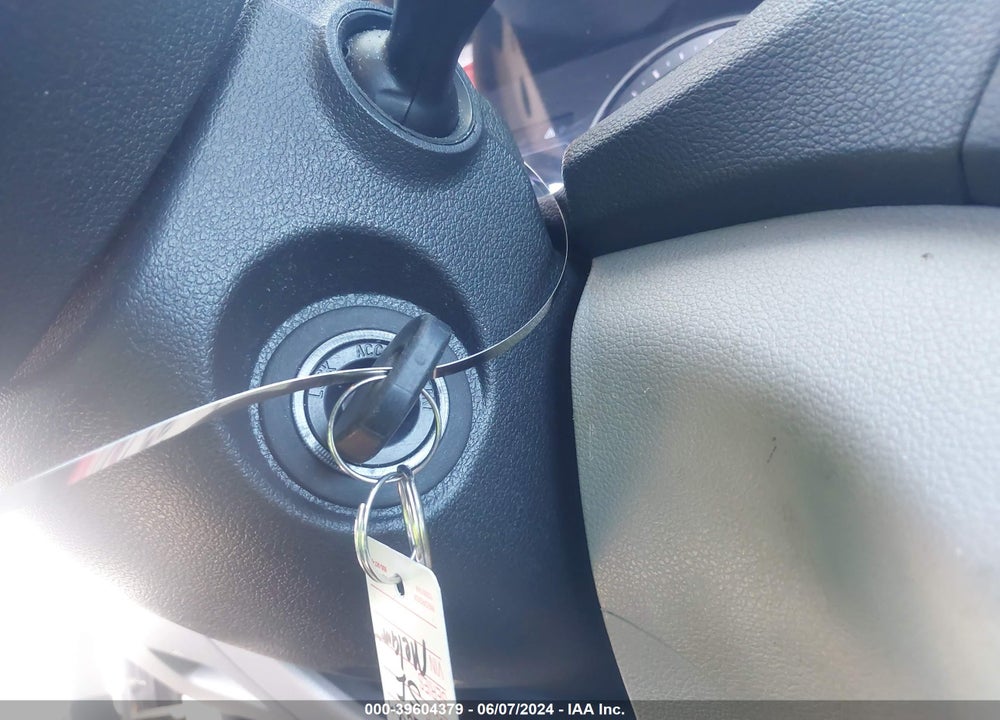 2016 HYUNDAI TUCSON SE VIN: KM8J3CA40GU122421