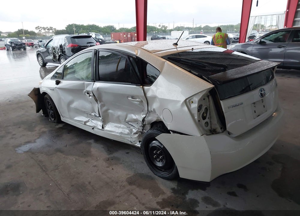 2012 TOYOTA PRIUS TWO VIN: JTDKN3DU8C5511245