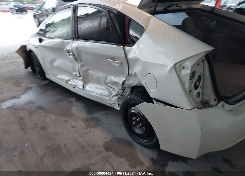 2012 TOYOTA PRIUS TWO VIN: JTDKN3DU8C5511245