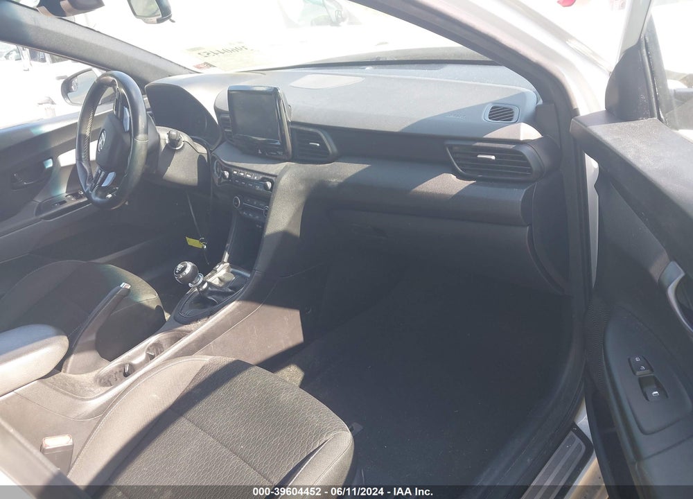 2019 HYUNDAI VELOSTER N VIN: KMHT36AH7KU001102