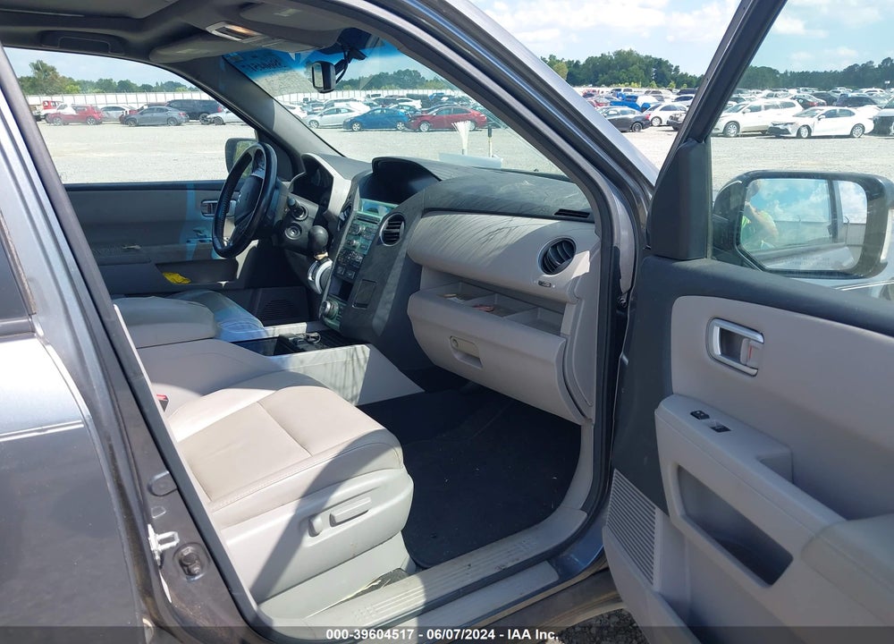 2010 HONDA PILOT TOURING VIN: 5FNYF4H8XAB037448