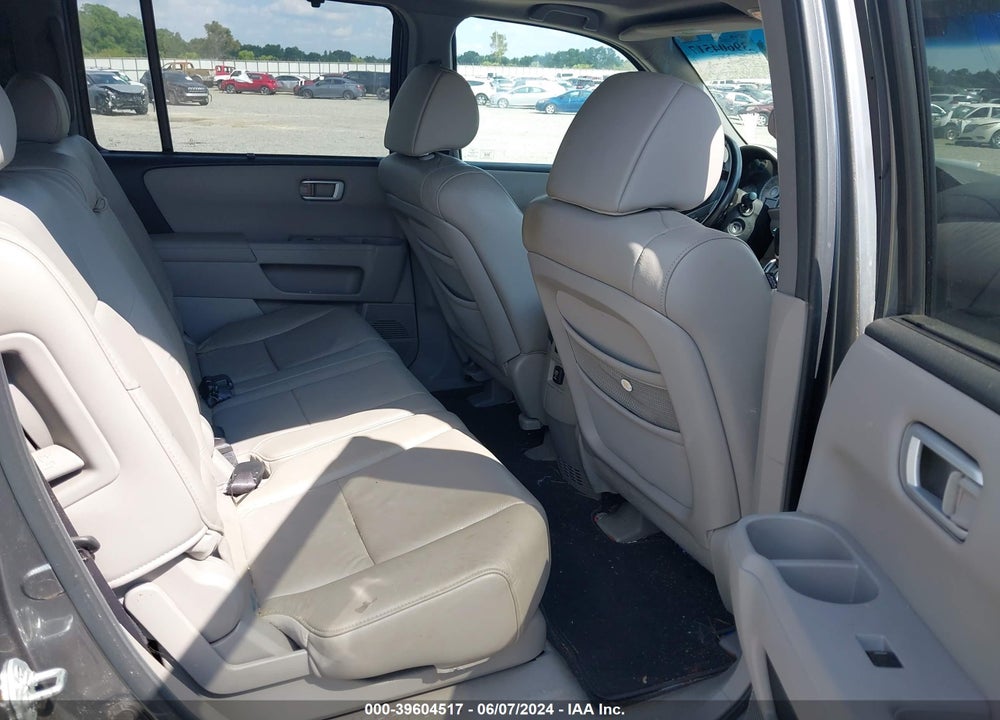 2010 HONDA PILOT TOURING VIN: 5FNYF4H8XAB037448