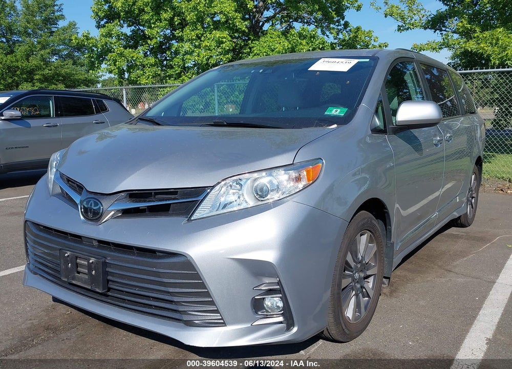 2018 TOYOTA SIENNA XLE PREMIUM 7 PASSENGER VIN: 5TDDZ3DC4JS209432