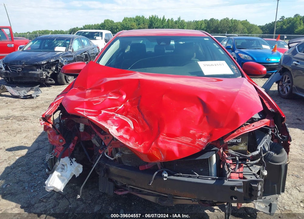 2019 TOYOTA COROLLA VIN: 2T1BURHE4KC141714