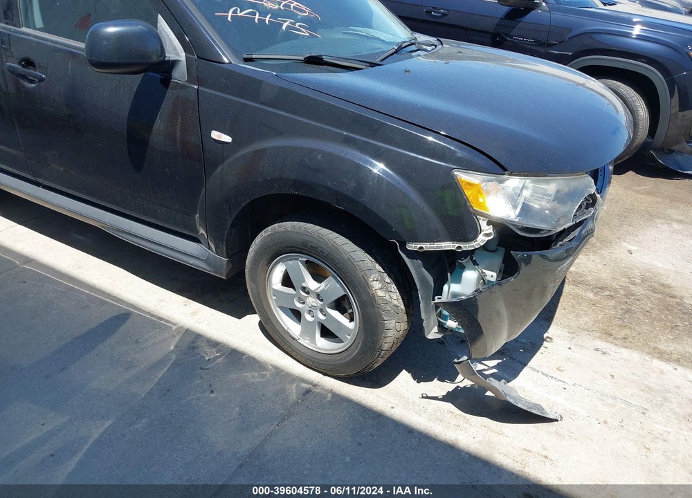 2009 MITSUBISHI OUTLANDER ES VIN: JA4LS21W49Z013911
