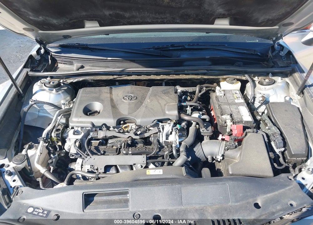 2018 TOYOTA CAMRY SE VIN: 4T1B11HK5JU645654