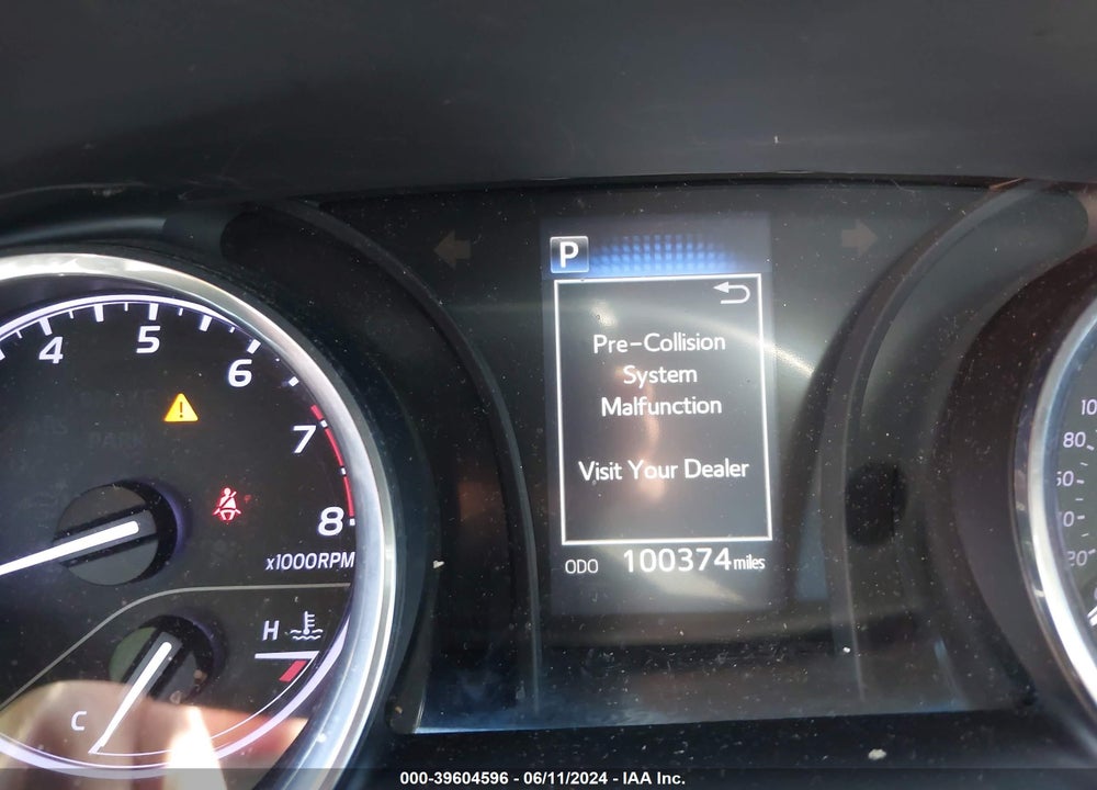 2018 TOYOTA CAMRY SE VIN: 4T1B11HK5JU645654