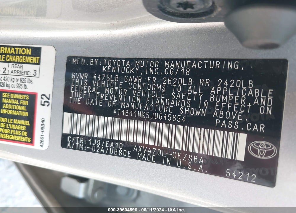 2018 TOYOTA CAMRY SE VIN: 4T1B11HK5JU645654