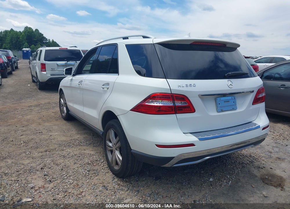 2014 MERCEDES-BENZ ML 350 VIN: 4JGDA5JB7EA388398