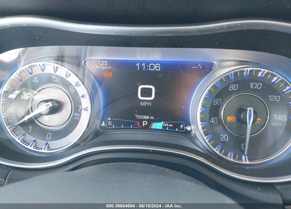 2015 CHRYSLER 300 LIMITED VIN: 2C3CCAAG0FH833036