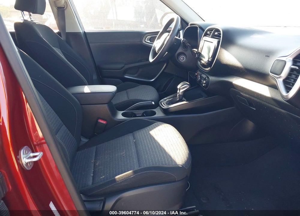 2020 KIA SOUL !/+/S VIN: KNDJ23AU1L7094600